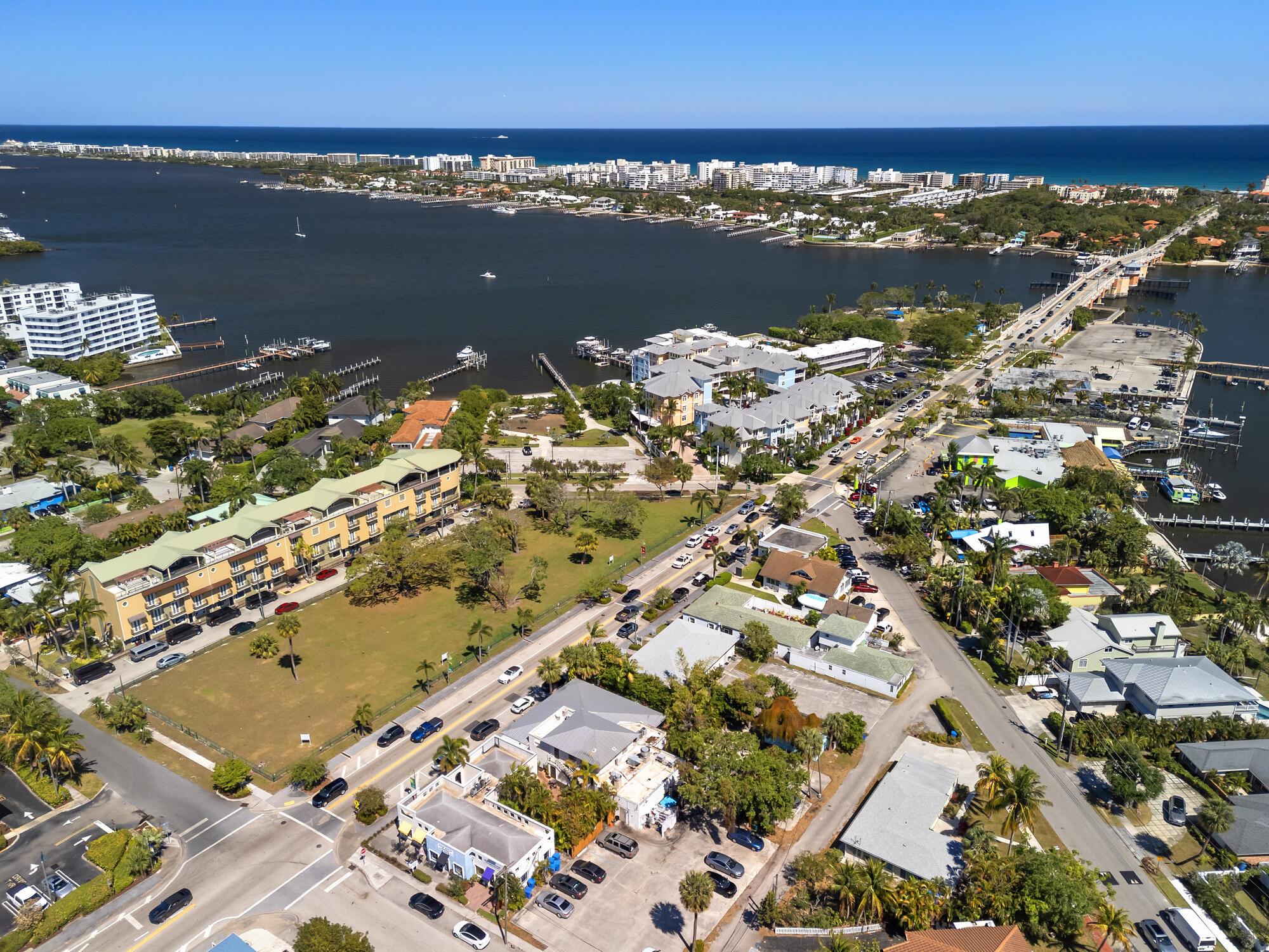 LANTANA POINT - Residential