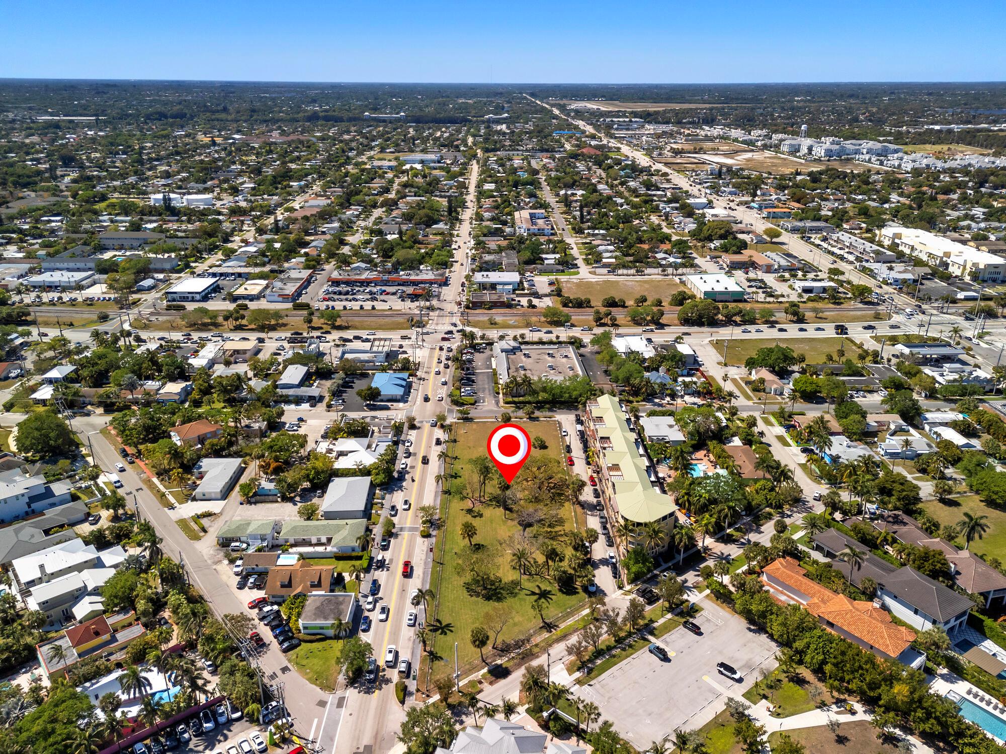 LANTANA POINT - Residential