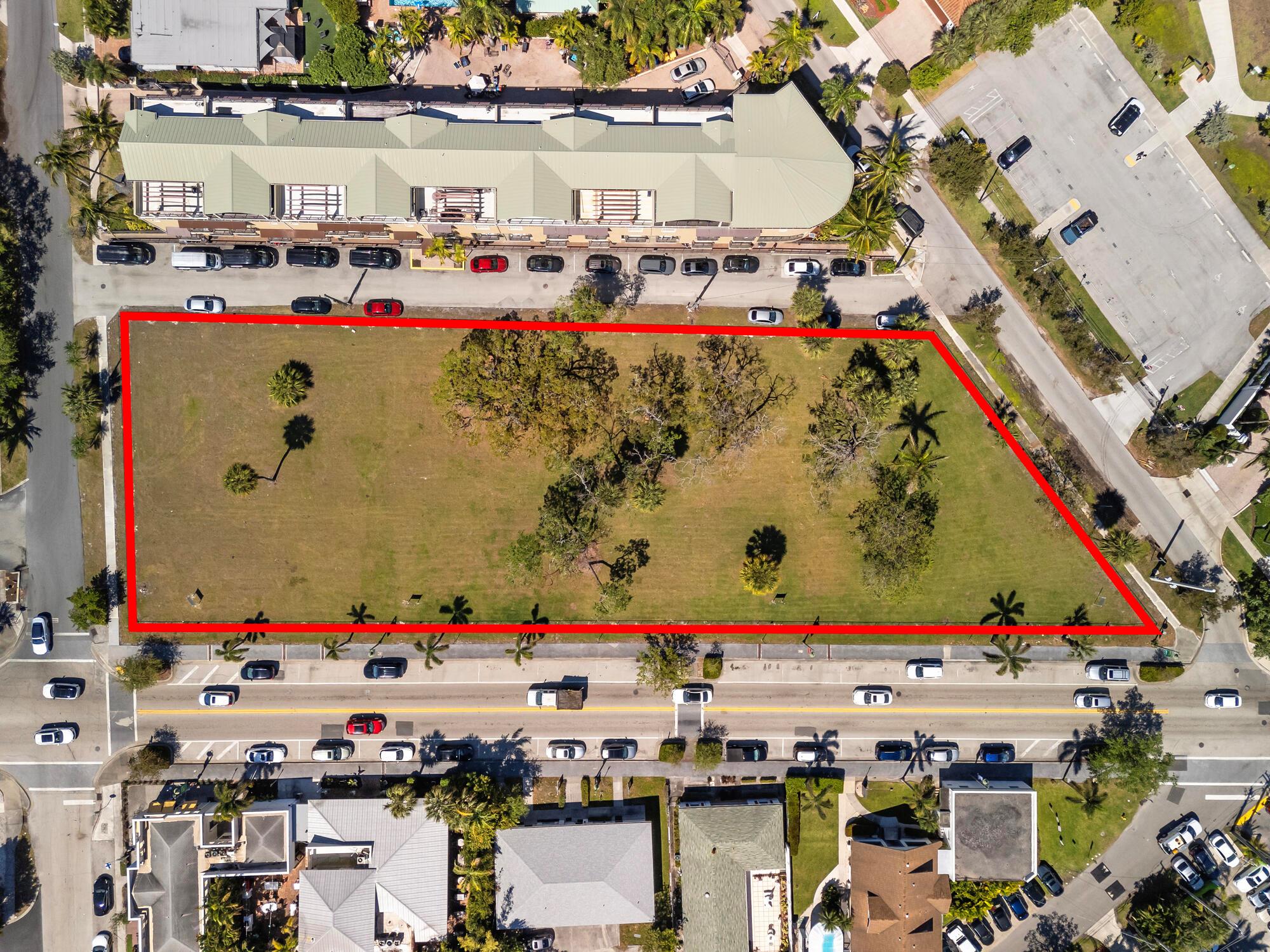 LANTANA POINT - Residential