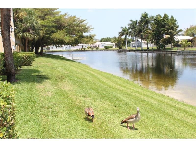 South Palm Place Condo - Residential Lease
