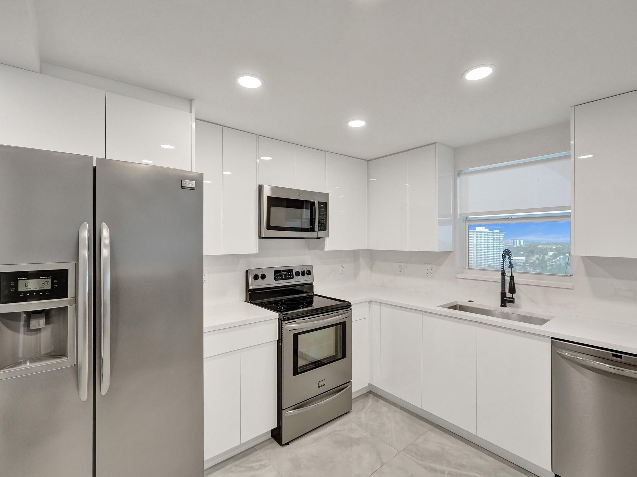 Playa Del Sol - Residential