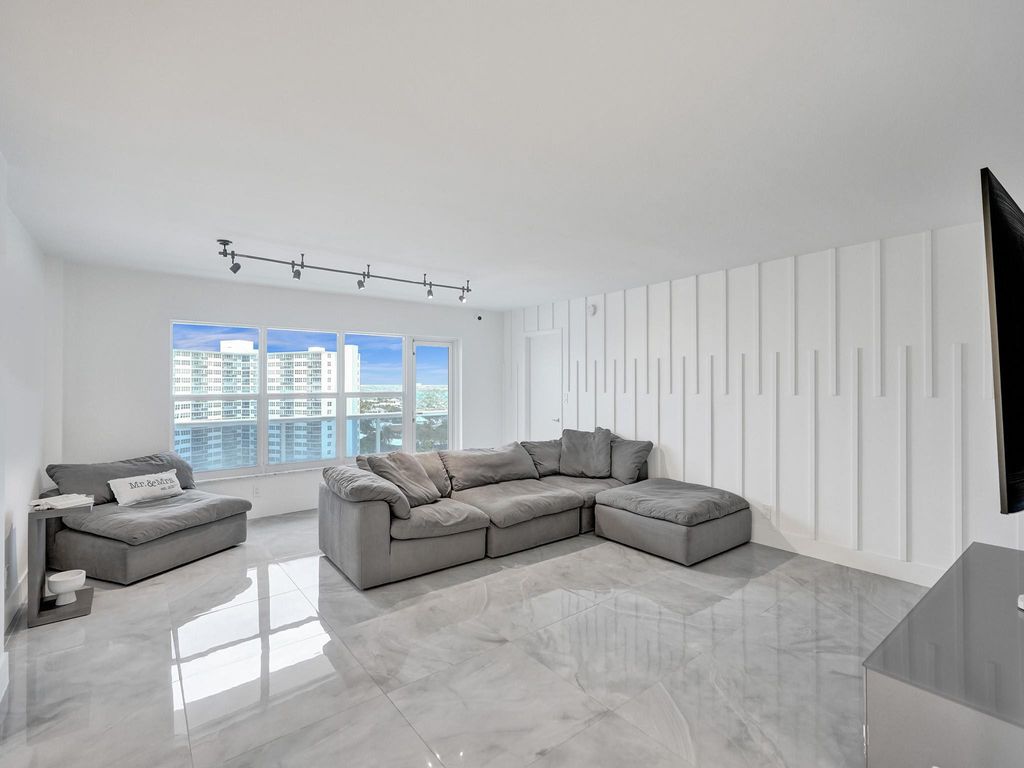 Photo of 3500 Galt Ocean Drive #1109, Fort Lauderdale, FL 33308 (MLS # F10554343)