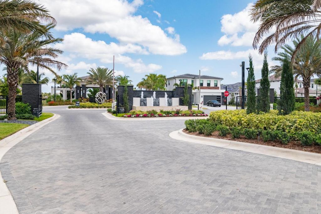 Photo of 12705 Solana Bay Circle, Palm Beach Gardens, FL 33412 (MLS # R11085026)