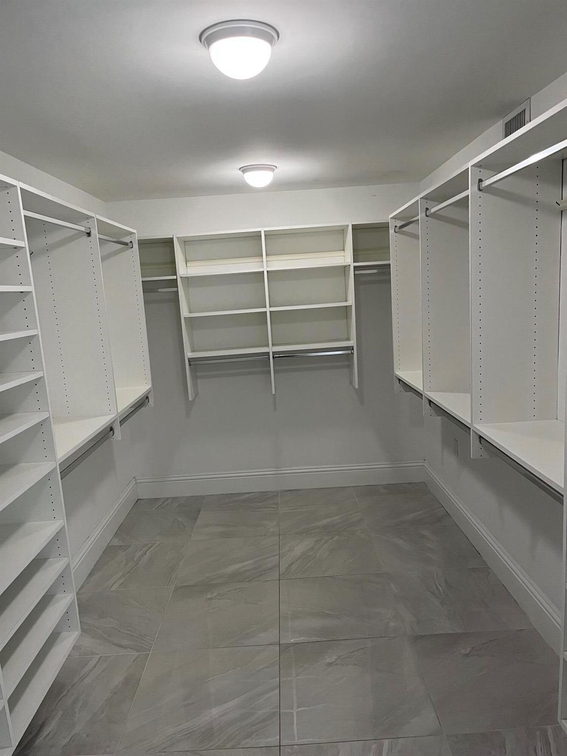 Shutters Condo - Residential Lease