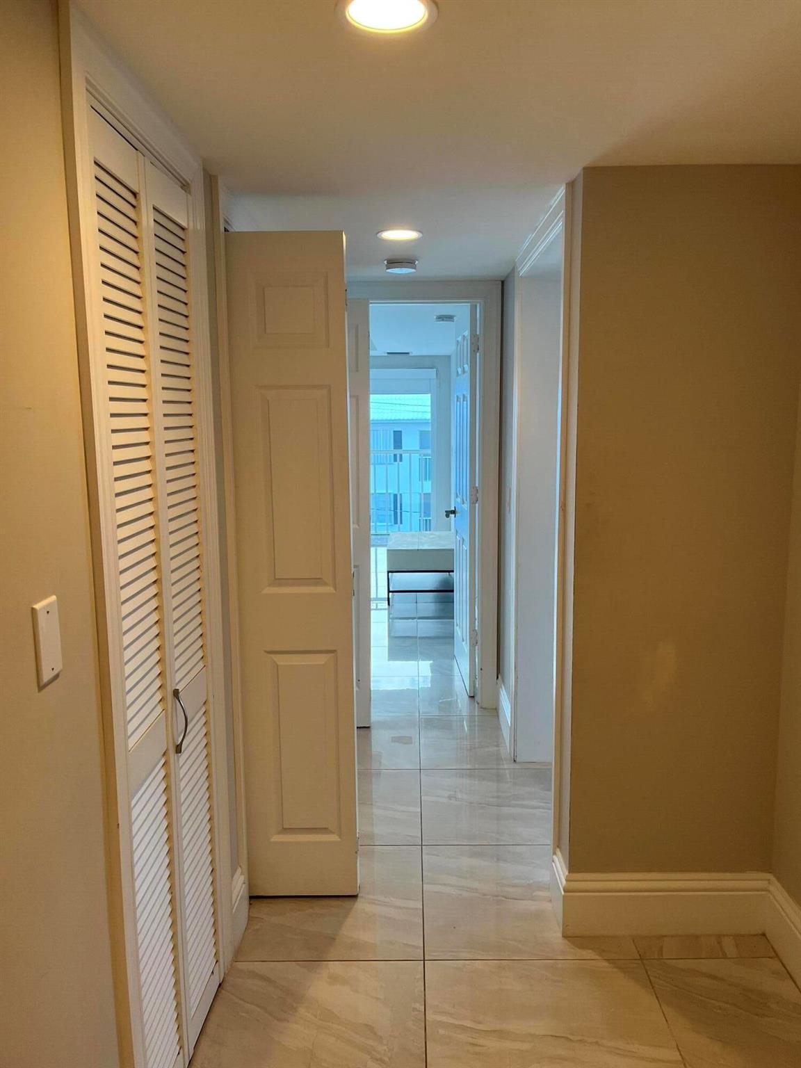 Shutters Condo - Residential Lease