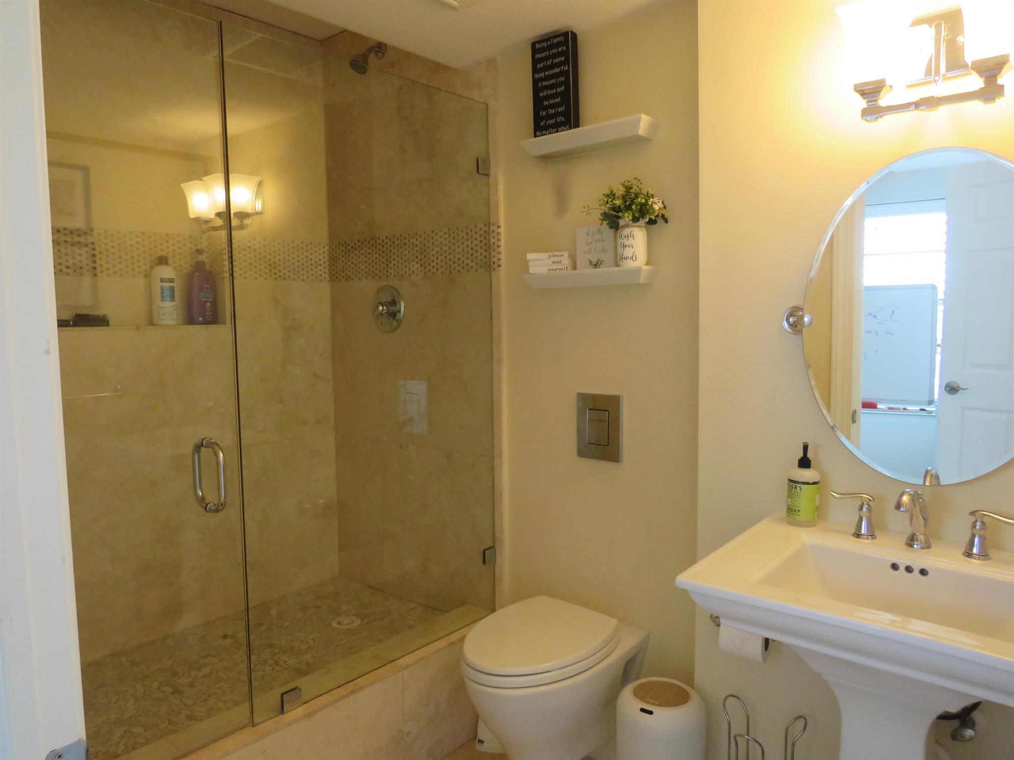 Shutters Condo - Residential Lease