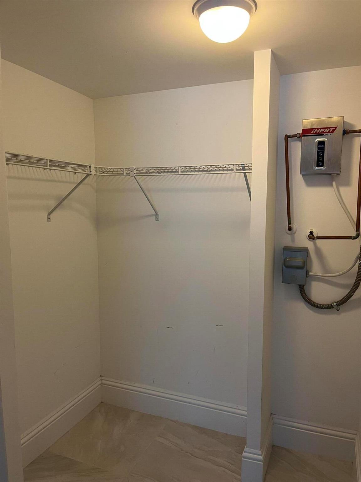 Shutters Condo - Residential Lease