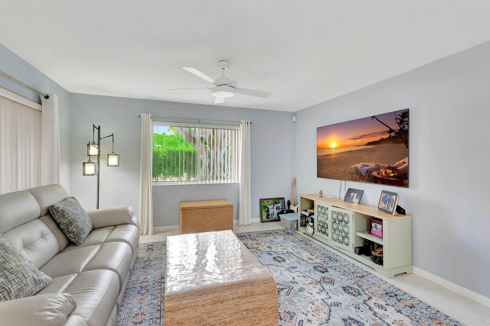 VILLAGES OF ORIOLE BONAIR - Residential