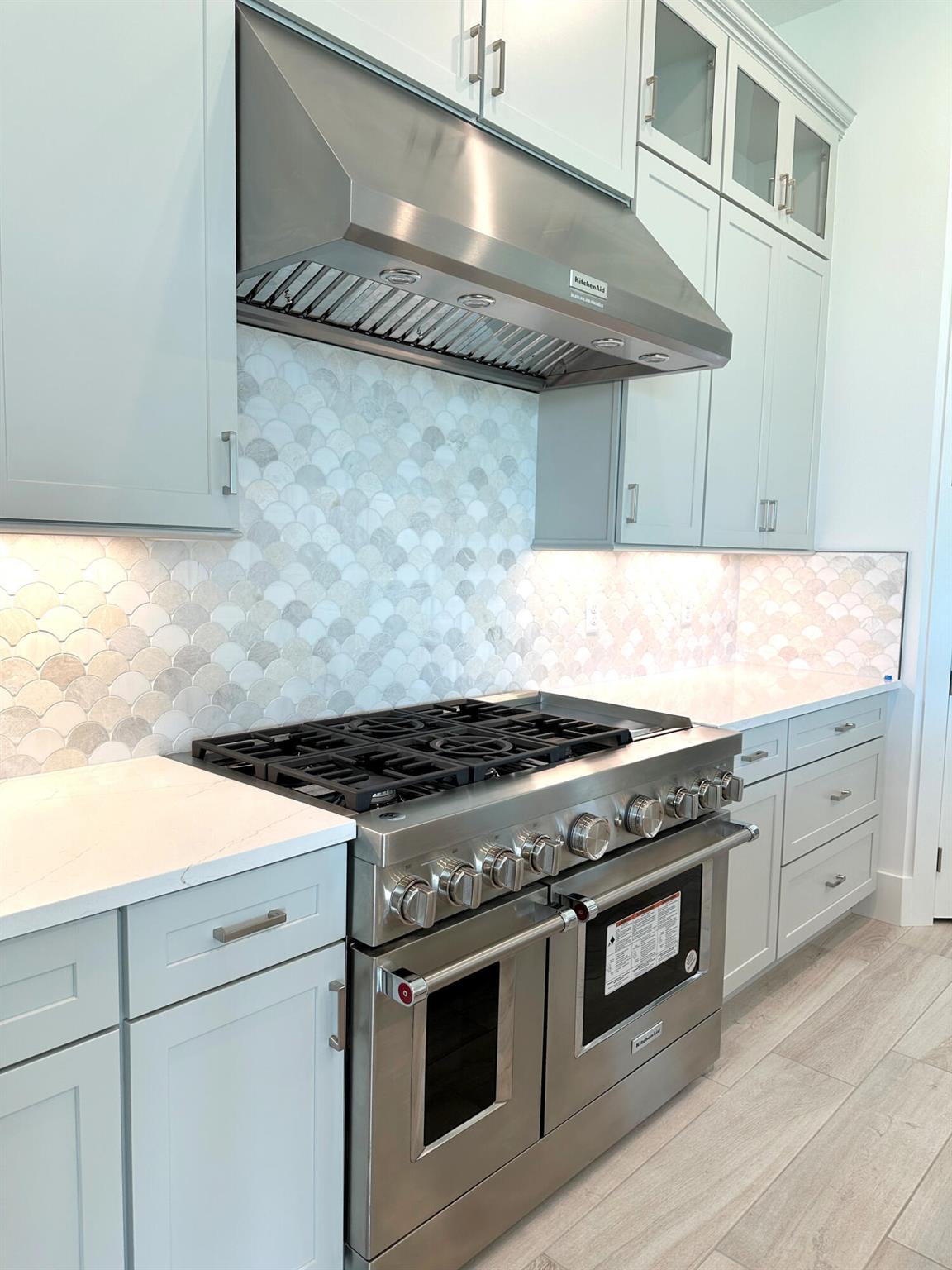 BRIDGEWATER - Residential