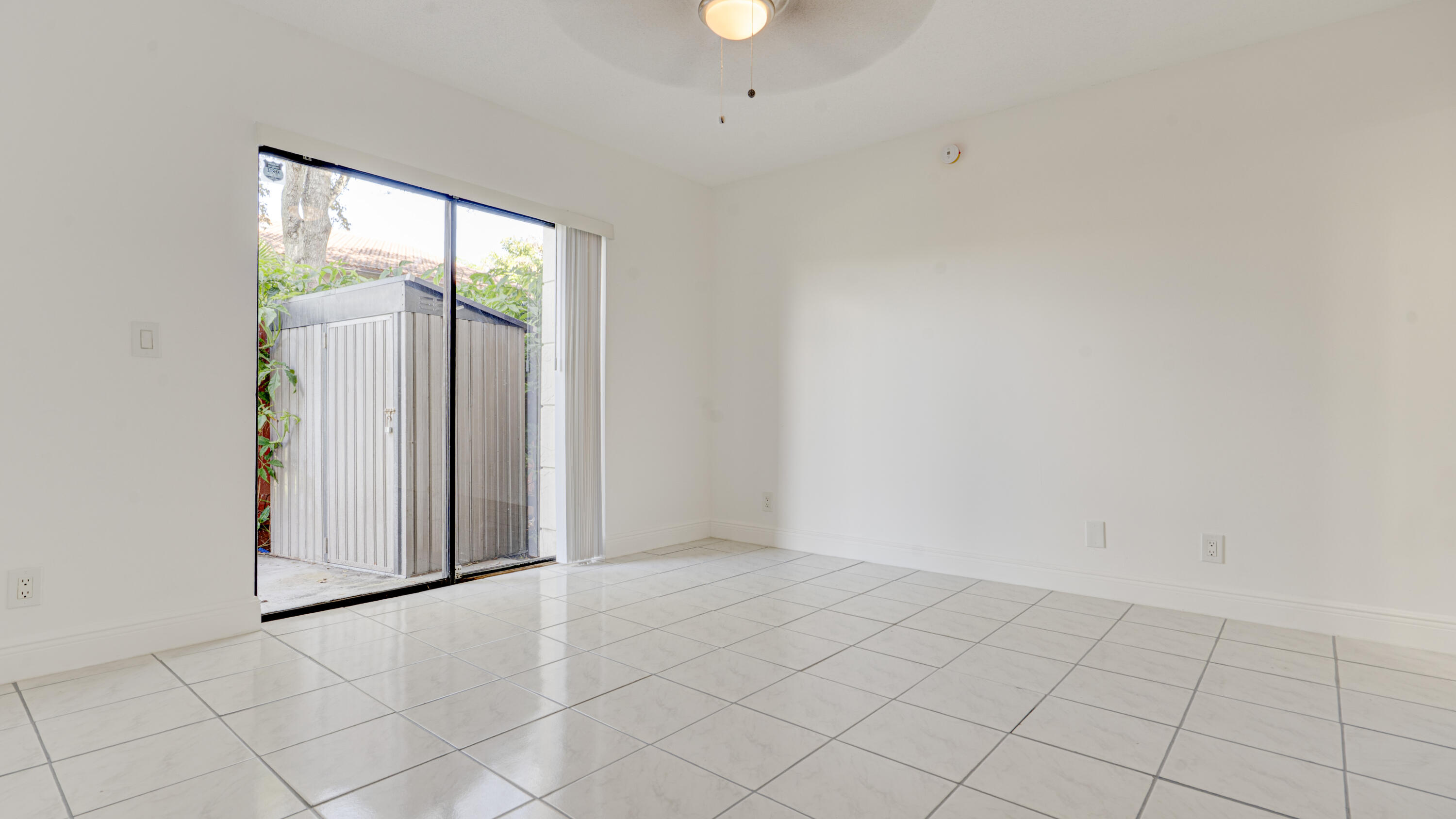 Coral Springs Villas - Residential