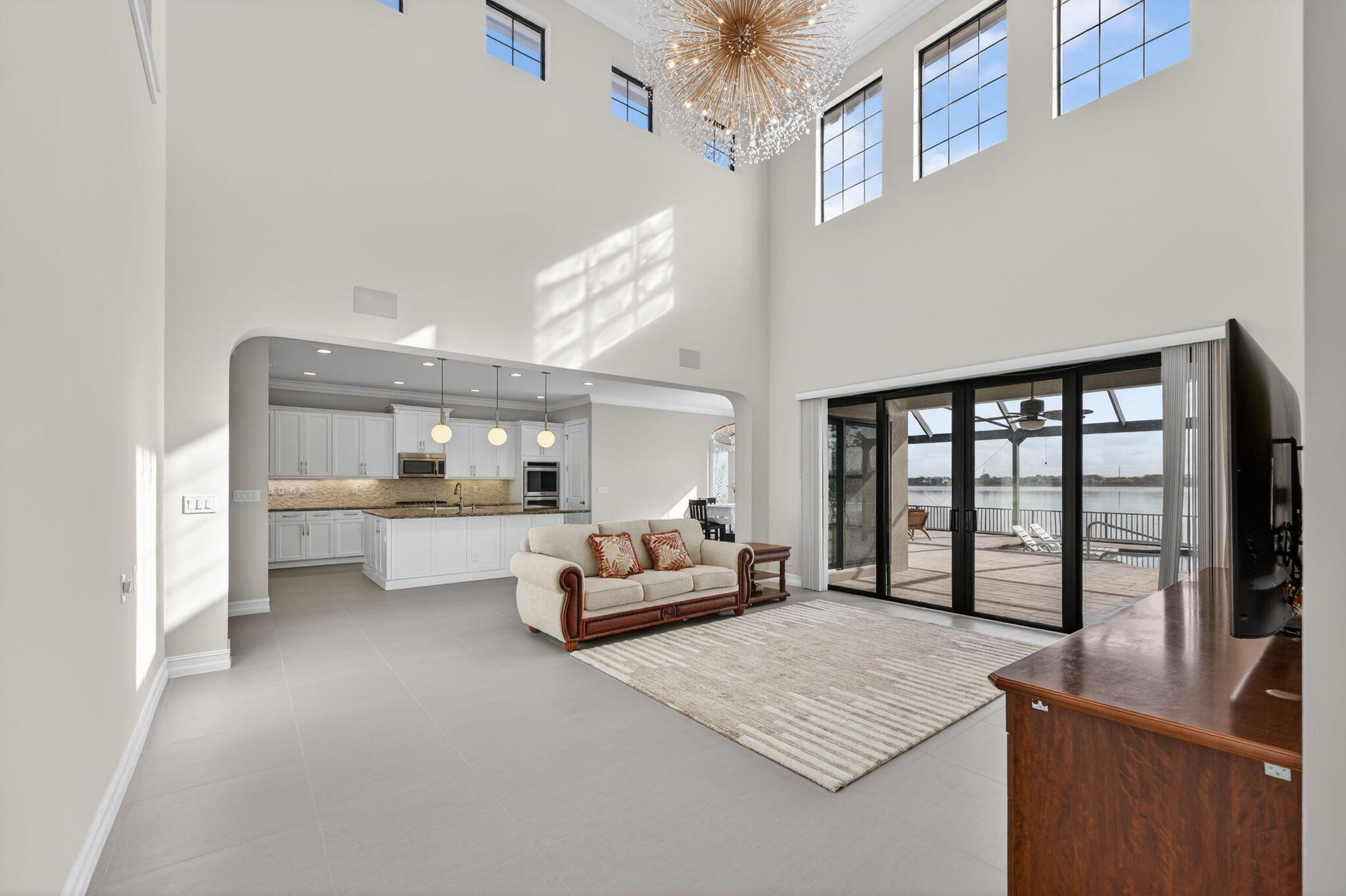 BRUSCHI PROPERTY - Residential