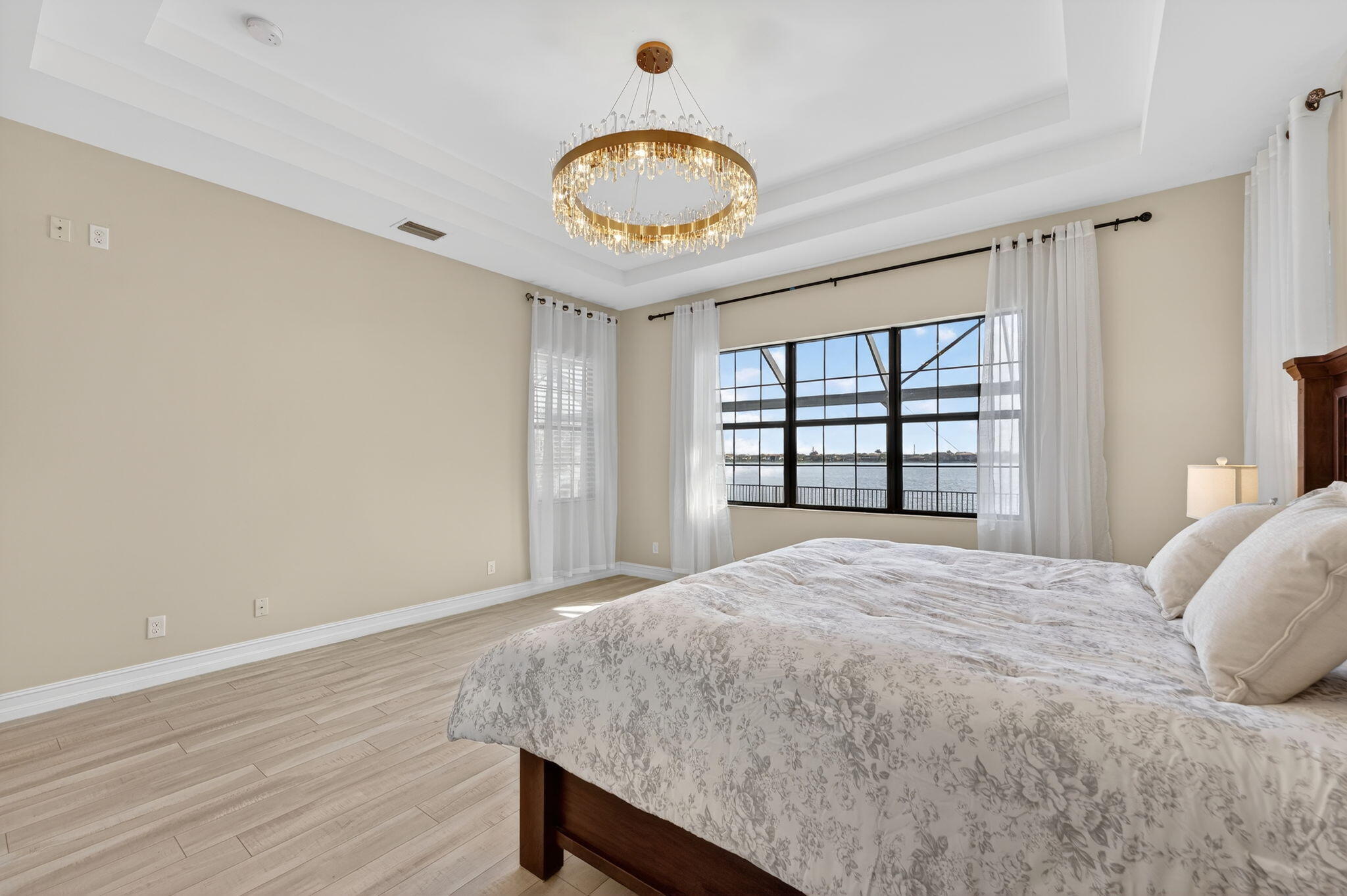 BRUSCHI PROPERTY - Residential