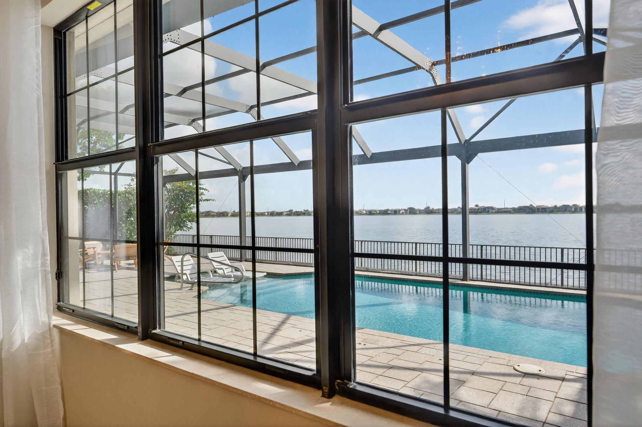 BRUSCHI PROPERTY - Residential