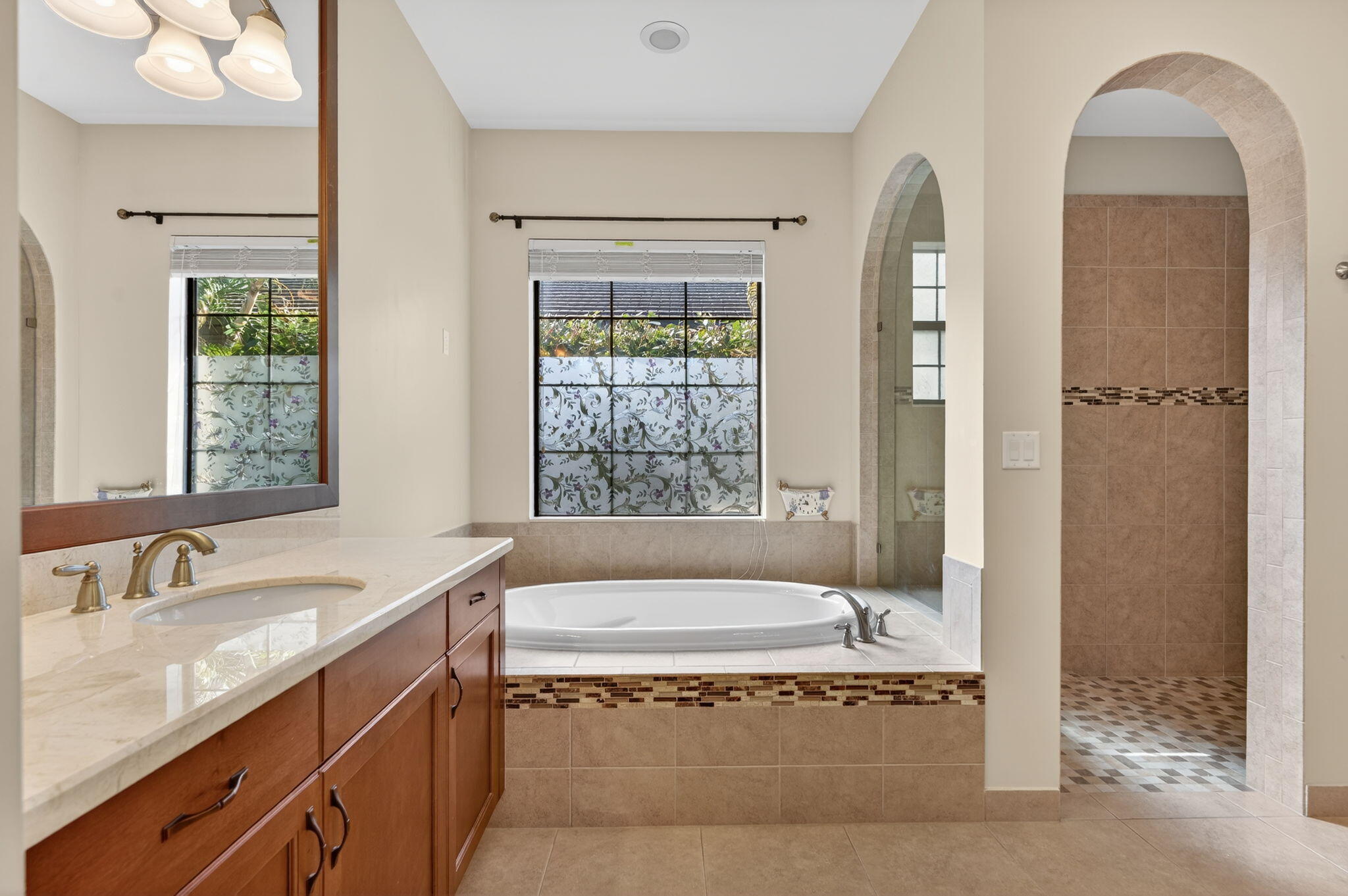 BRUSCHI PROPERTY - Residential