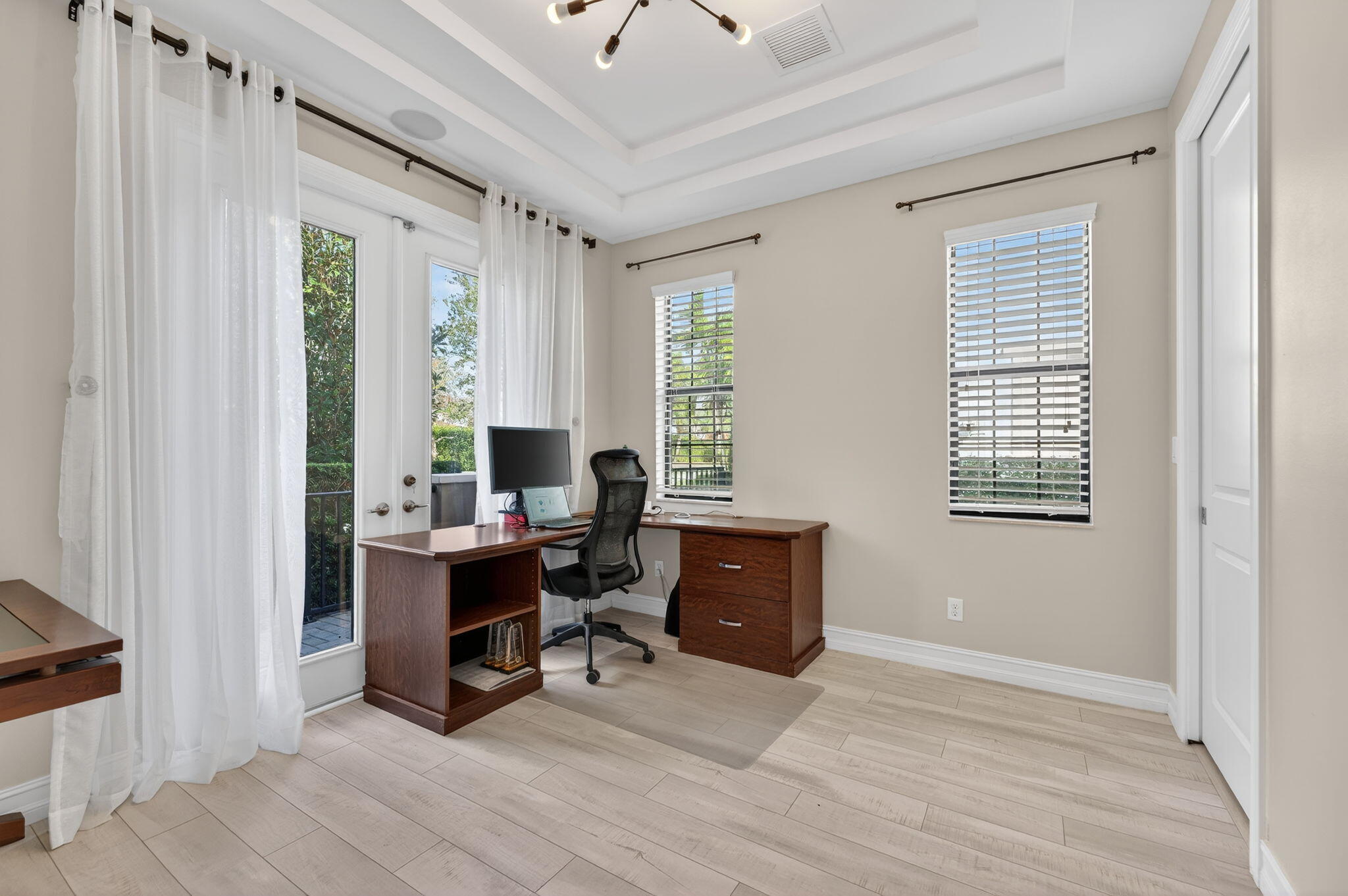 BRUSCHI PROPERTY - Residential