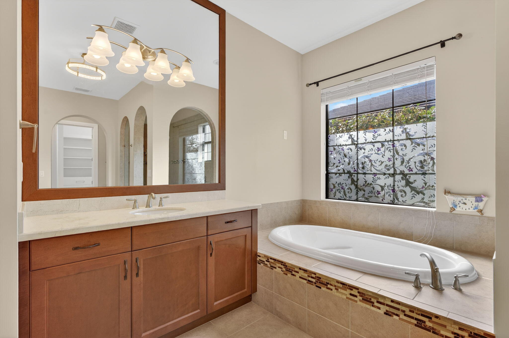 BRUSCHI PROPERTY - Residential