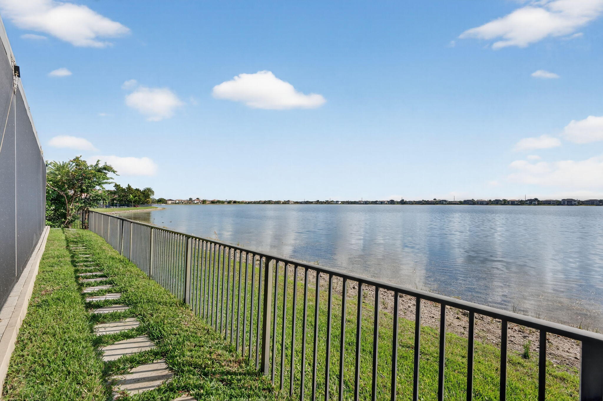 BRUSCHI PROPERTY - Residential