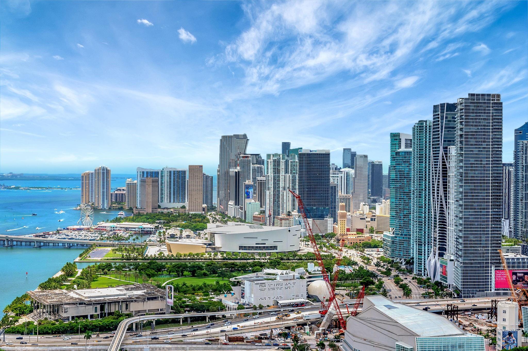 Enjoy the incredible views of the Miami skyline from this unit on the 48th floor of the Opera Tower building
Located in the Edgewater area right in front of Margaret Pace Park You will have the very best of what Miami has
to offer at your fingertips and within walking distance of shops and restaurants Feel at home in this modern and
furnished 1Bed/1Ba unit with impact windows, granite counters, and tile throughout with over 20 feet of wrap around connected balcony access with outdoor seating Natural light throughout with floor-to-ceiling sliders, and
optional roll-up blackout curtains. The bedroom includes a queen size bed and the living room features a queen size sleeper sofa with a memory foam mattress, perfect for overnight guests. Ready for immediate showings