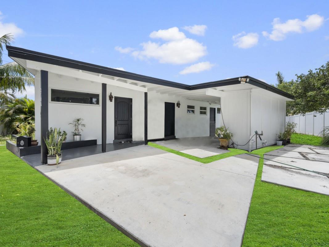 Motivated seller! Renovated 4/2 in Riverland Village with split floor plan, new floors, updated kitchen/baths, granite counters, impact windows/doors, and permitted electrical, plumbing, and sewer upgrades. Roof just over 10 yrs old. Fresh paint, new fence, updated appliances. A/C is newer but near end-of-life—priced accordingly. Prime central location near Downtown, Las Olas, FLL, I-95, 595 & Hard Rock. Turnkey & priced to move.