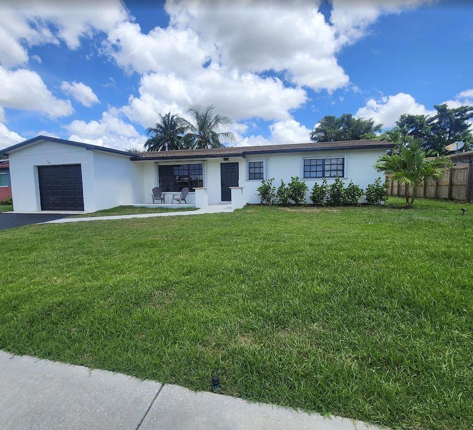 8301 NW 17th Ct