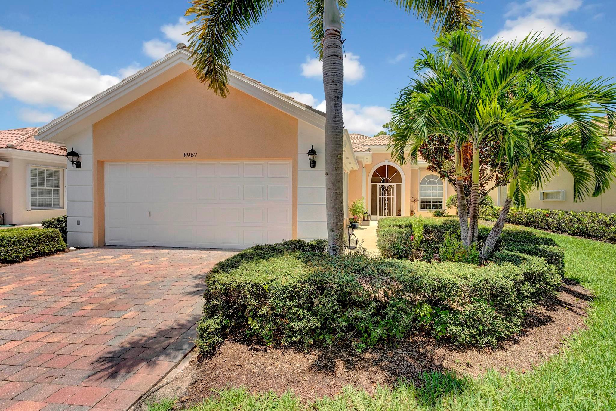 CARLETON OAKS - Residential