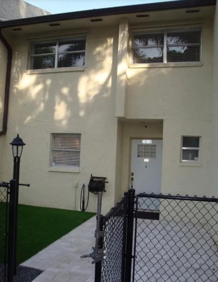 This townhouse is a "Must See"!  Move in condition, bright and open with a beautiful layout.  Every space accounted for with tons of storage! The Kitchen boasts Granite countertops, Soft Close cabinets and Stainless Steel appliances.  There is a half bath on the main floor.  Great big glass sliding doors which overlooks a lovely backyard which is fully fenced for privacy!A wooded staircase leads to the second floor to three bedrooms which all have spacious closets.  There are two full bathrooms.  The HOA includes water, roof, outside insurance and outside maintenance.  Comes with hurricane shutters. This townhouse is truly a Gem...come by and take a look!