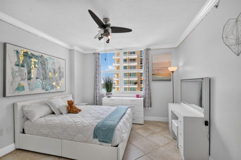 Tiny photo for 625 Casa Loma Boulevard #1009, Boynton Beach, FL 33435 (MLS # B26070931)