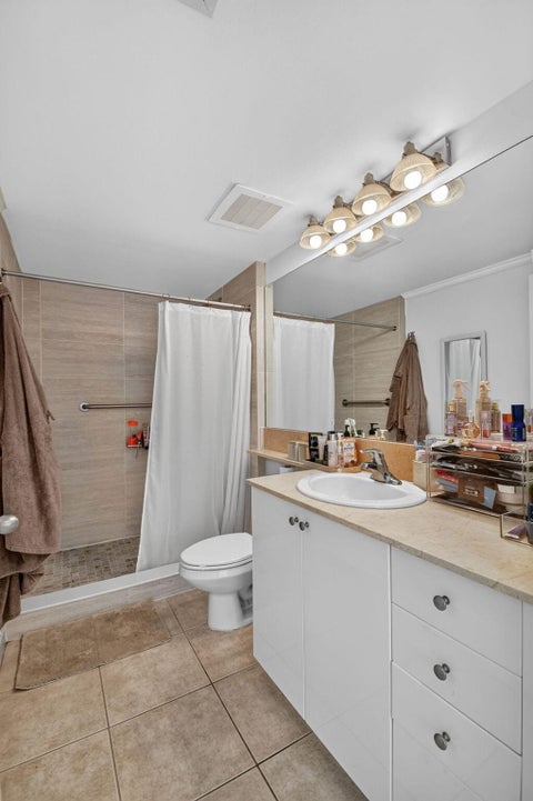 Tiny photo for 625 Casa Loma Boulevard #1009, Boynton Beach, FL 33435 (MLS # B26070931)