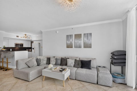 Tiny photo for 625 Casa Loma Boulevard #1009, Boynton Beach, FL 33435 (MLS # B26070931)