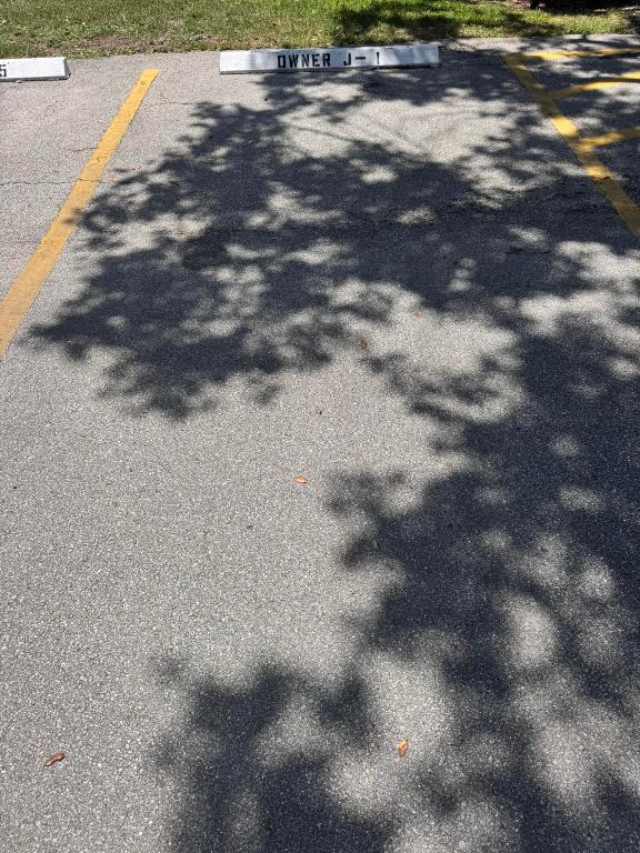 TAYLOR CREEK - Residential Lease