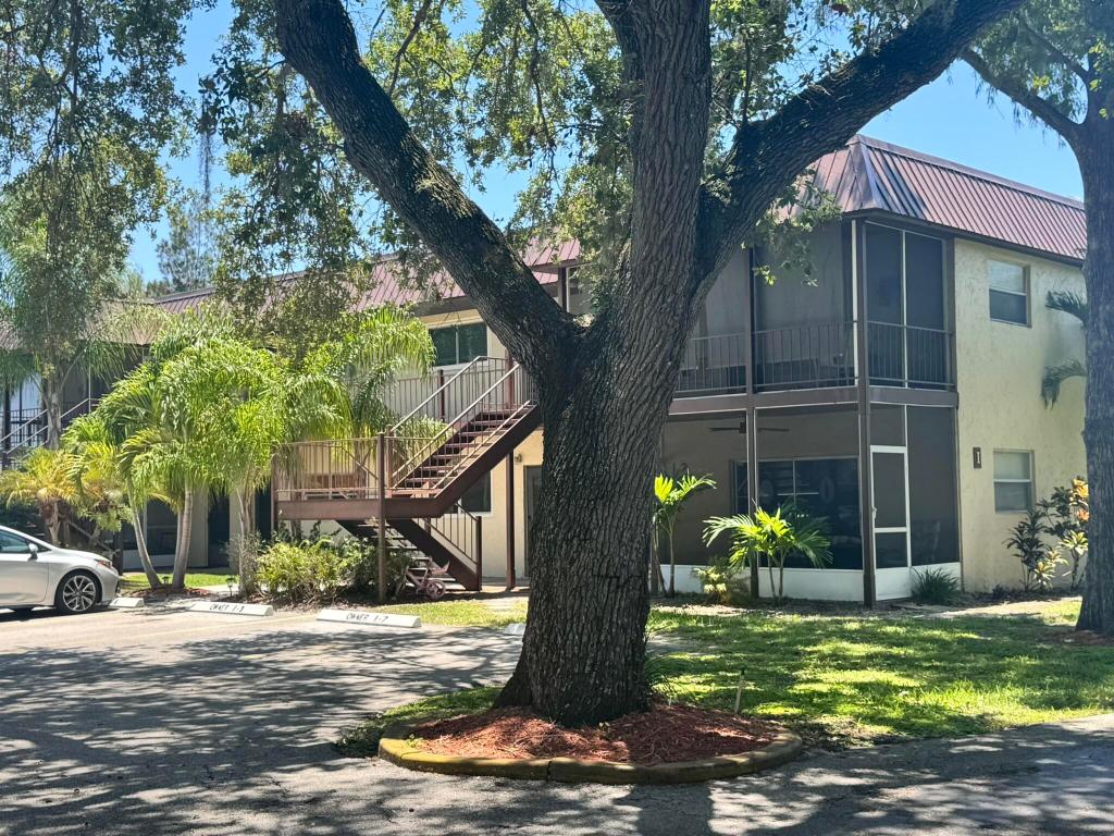 TAYLOR CREEK - Residential Lease