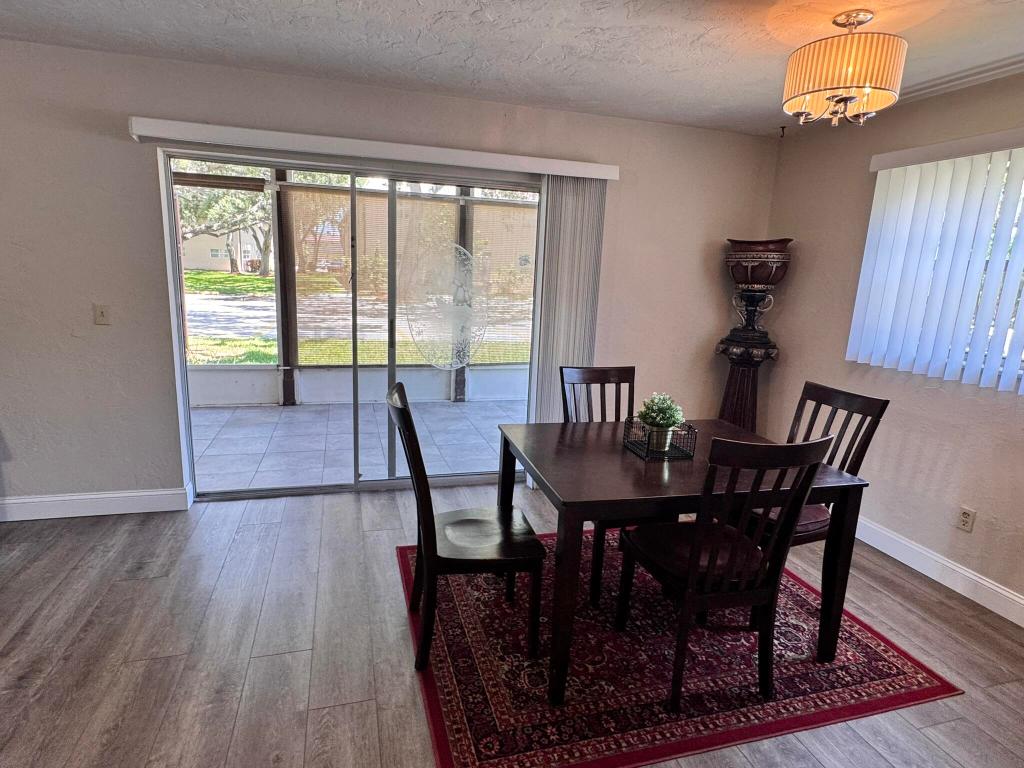 TAYLOR CREEK - Residential Lease