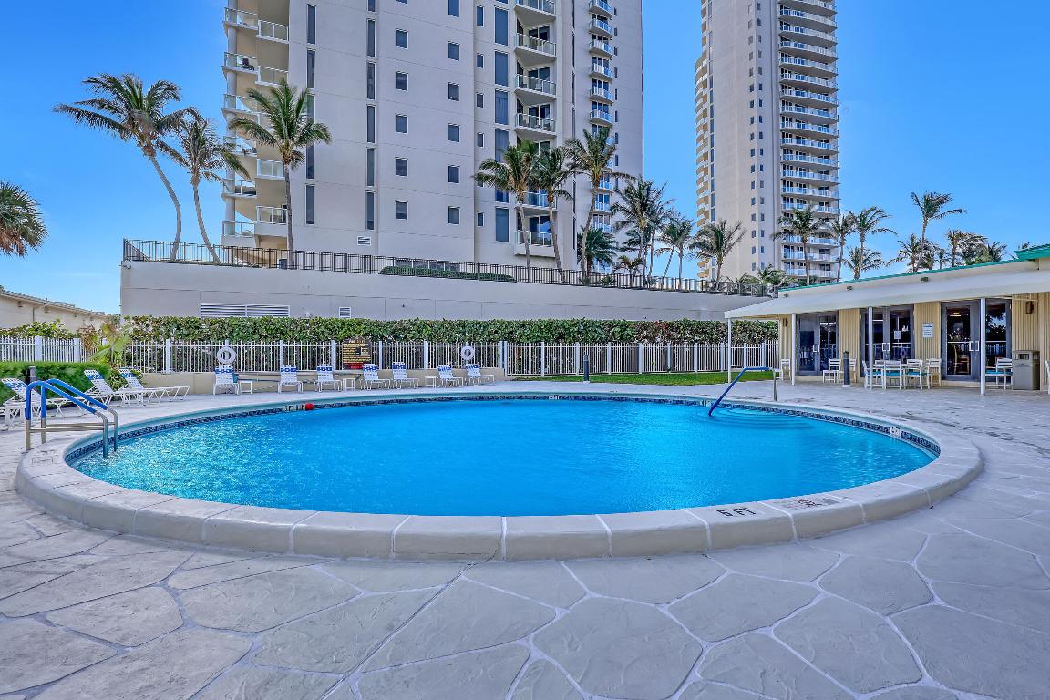 PHOENIX TOWERS CONDO - Residential Lease