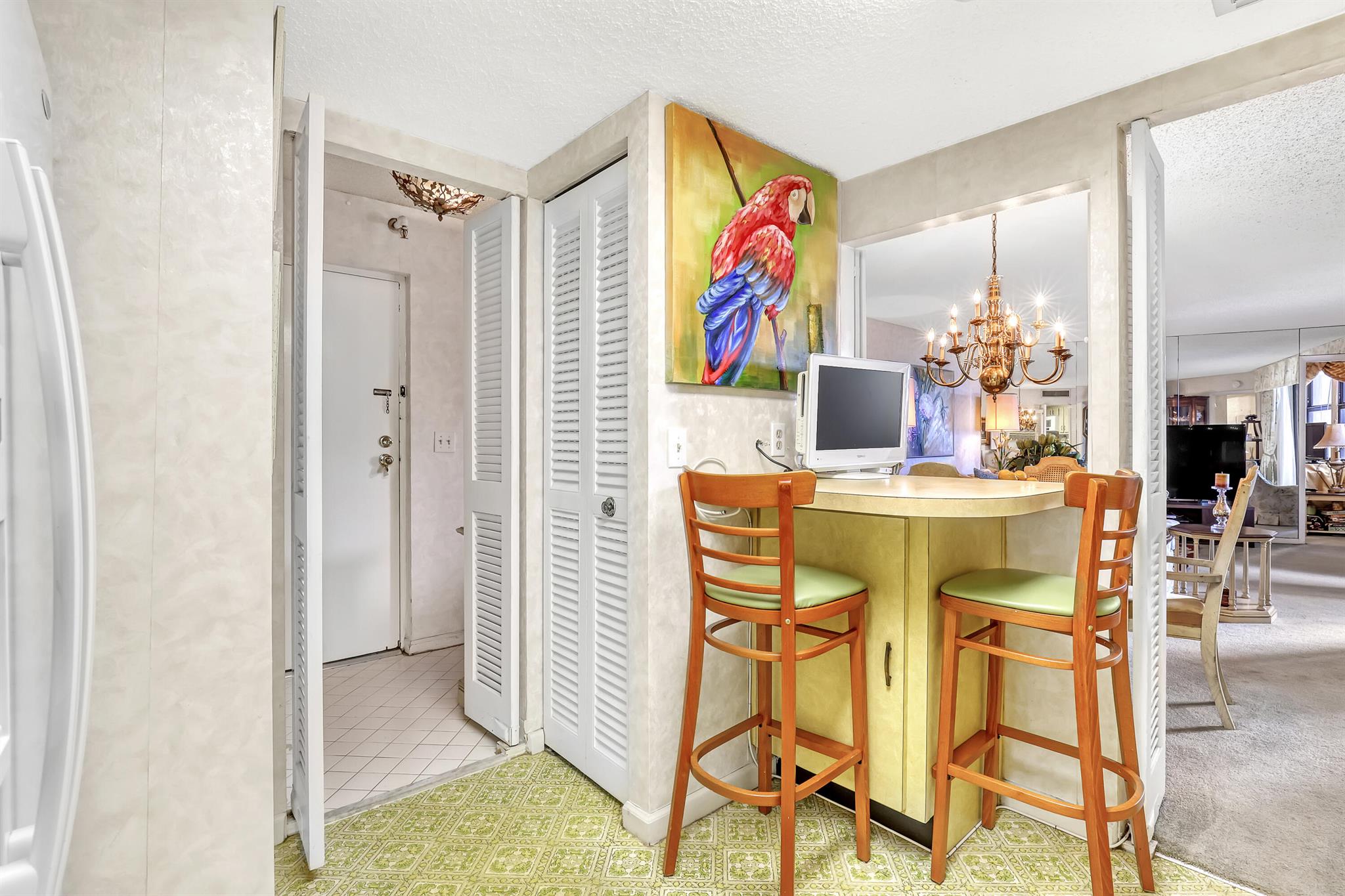PHOENIX TOWERS CONDO - Residential Lease
