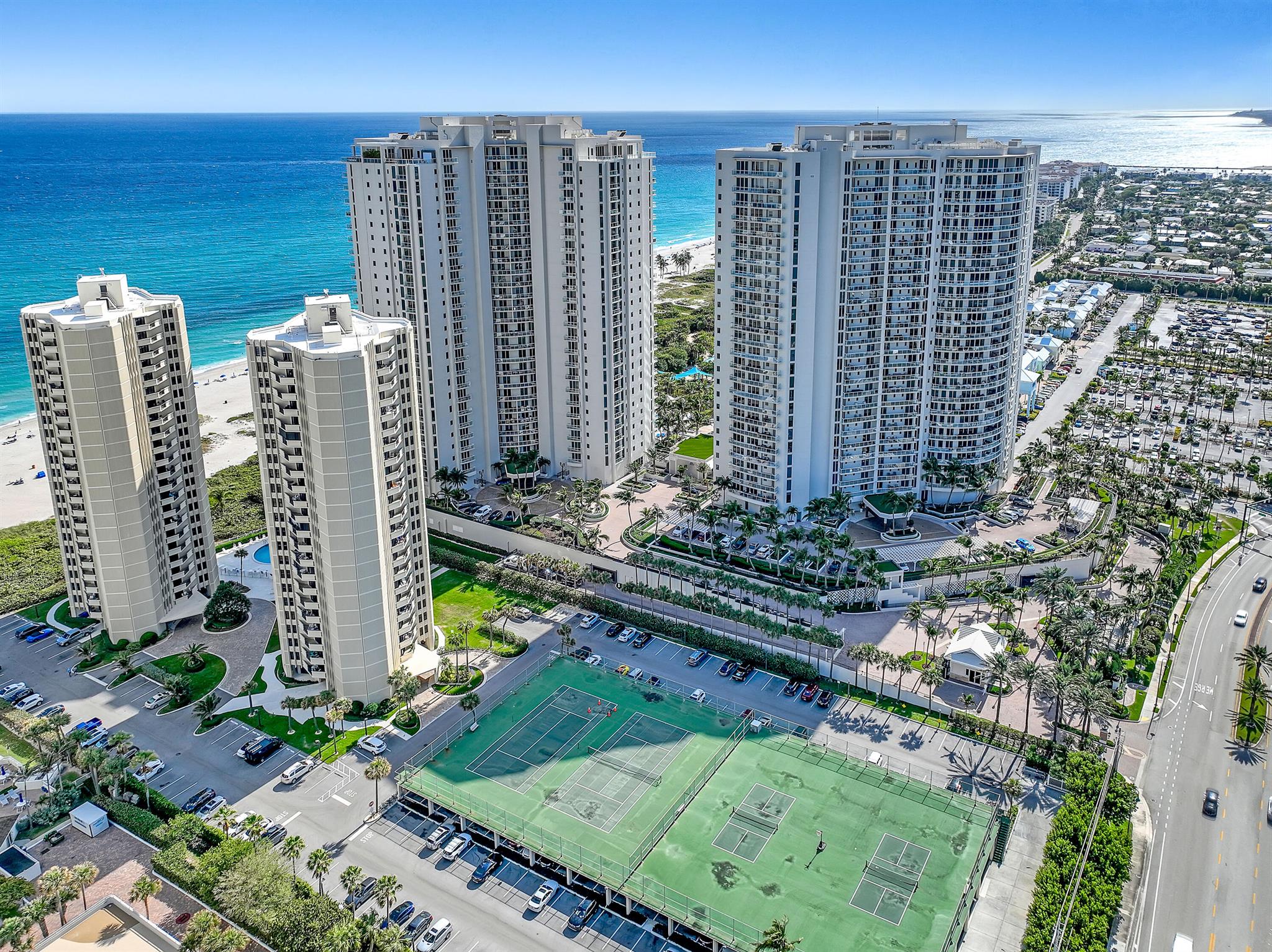 PHOENIX TOWERS CONDO - Residential Lease