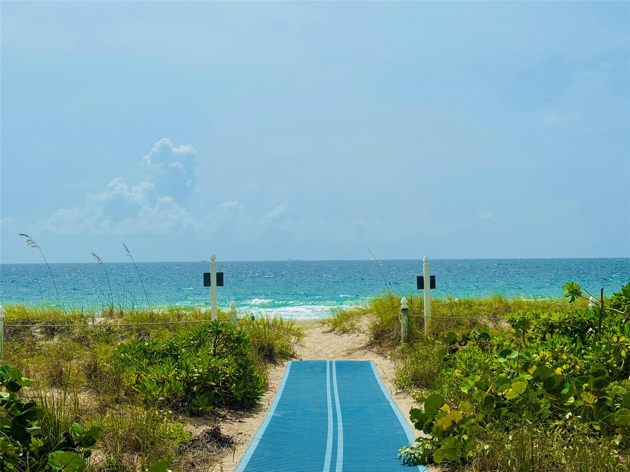 PALM YACHT & BEACH CLUB - Residential
