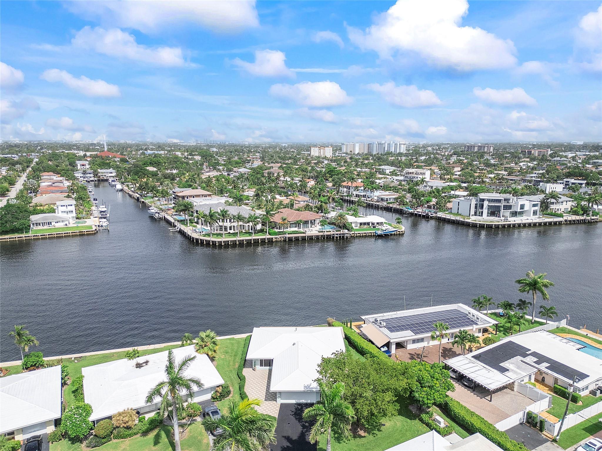 PALM YACHT & BEACH CLUB - Residential