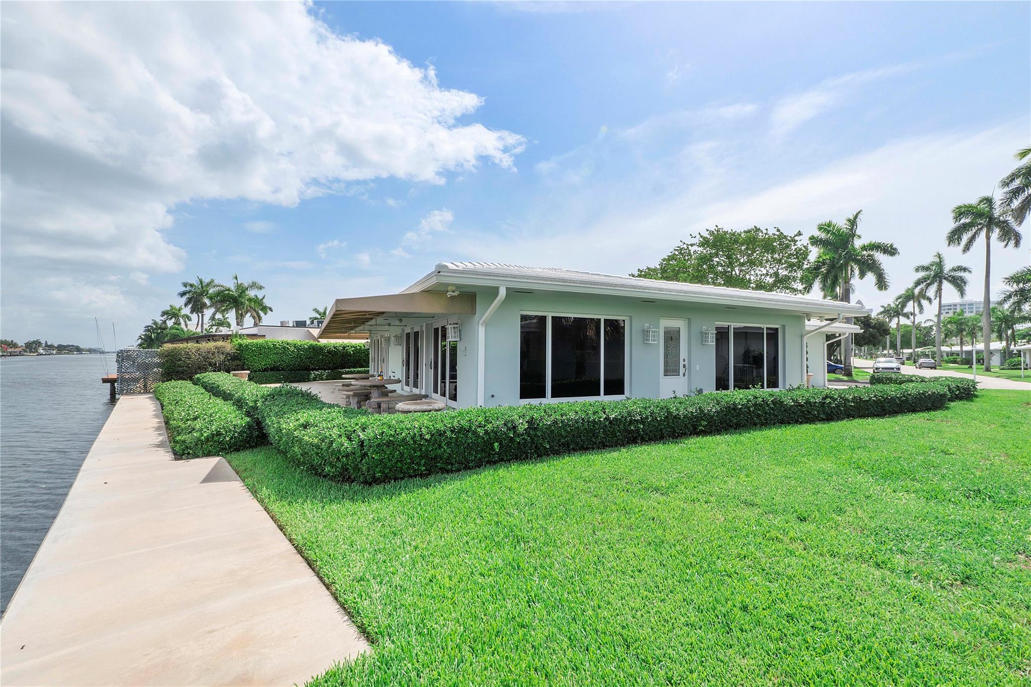 1431 S Ocean Blvd #17