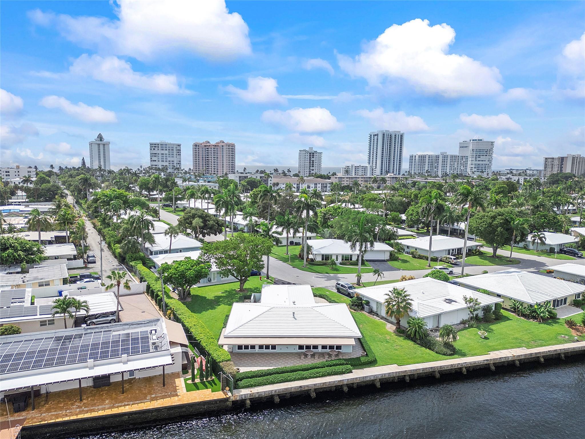 PALM YACHT & BEACH CLUB - Residential
