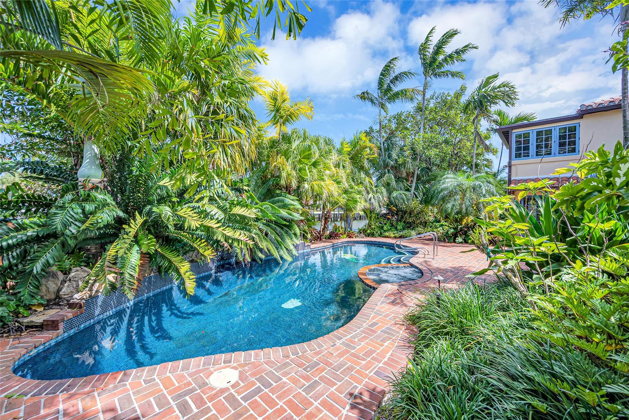 Stilwell Isles 15-26 B - Residential