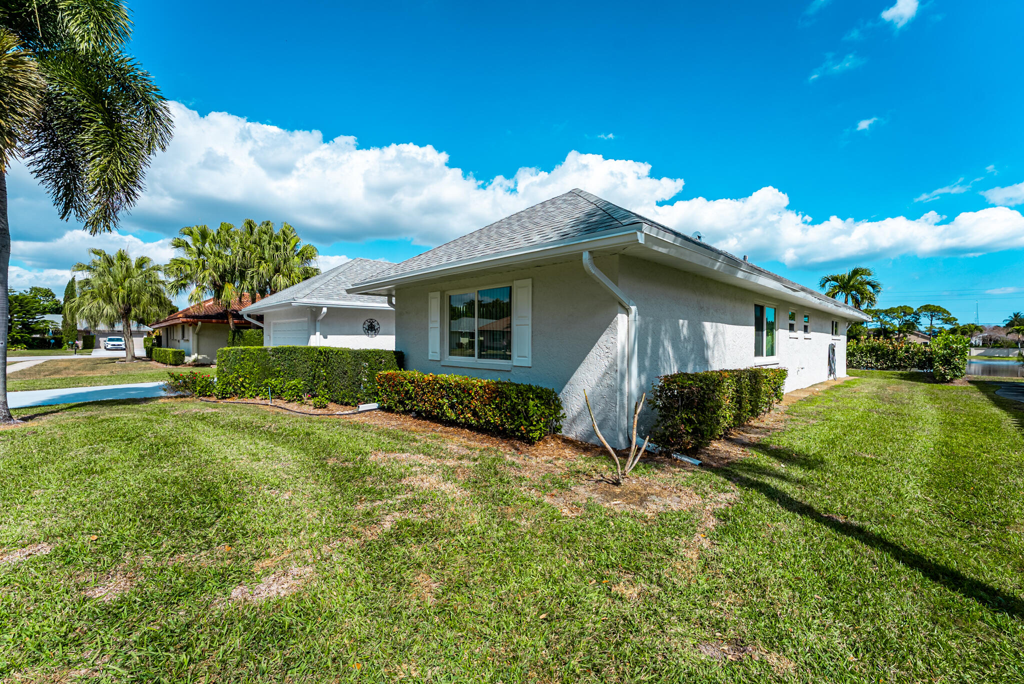 10370 Greentrail Drive N