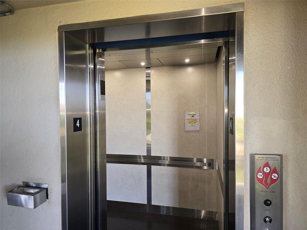 Photo of 550 SW 138th Ave #402K, Pembroke Pines, FL 33027 (MLS # F10538391)