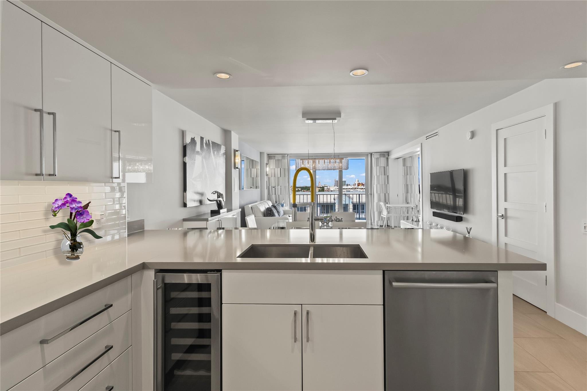 Ocean Harbor - Residential Lease