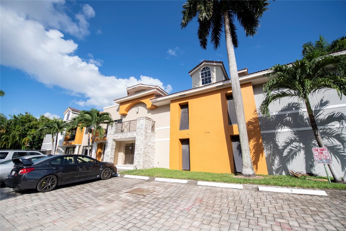 Isle of Venice Drive - Residential Lease