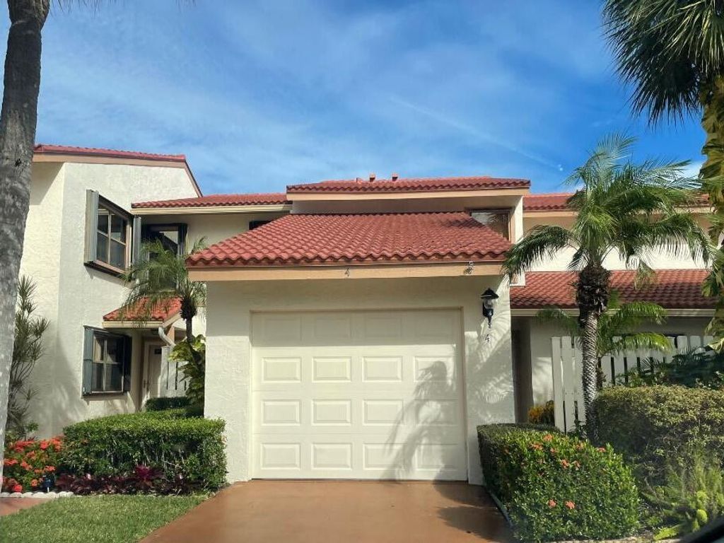 Photo of 130 Palm Avenue #4, Jupiter, FL 33477 (MLS # R10994838)