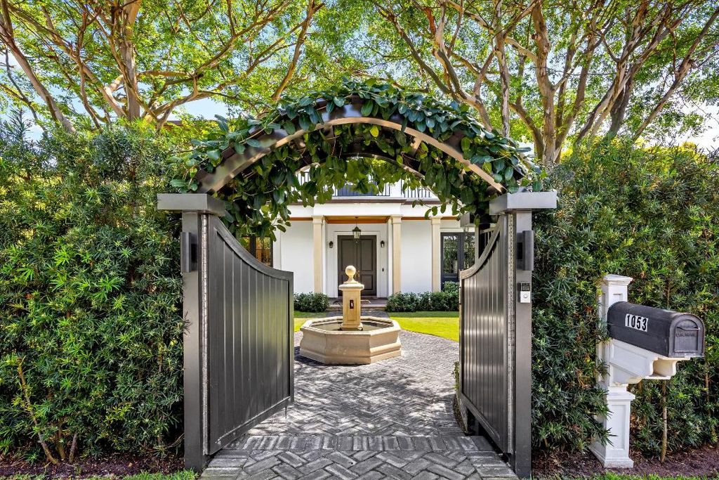 Photo of 1053 N Lake Way, Palm Beach, FL 33480 (MLS # R11158377)