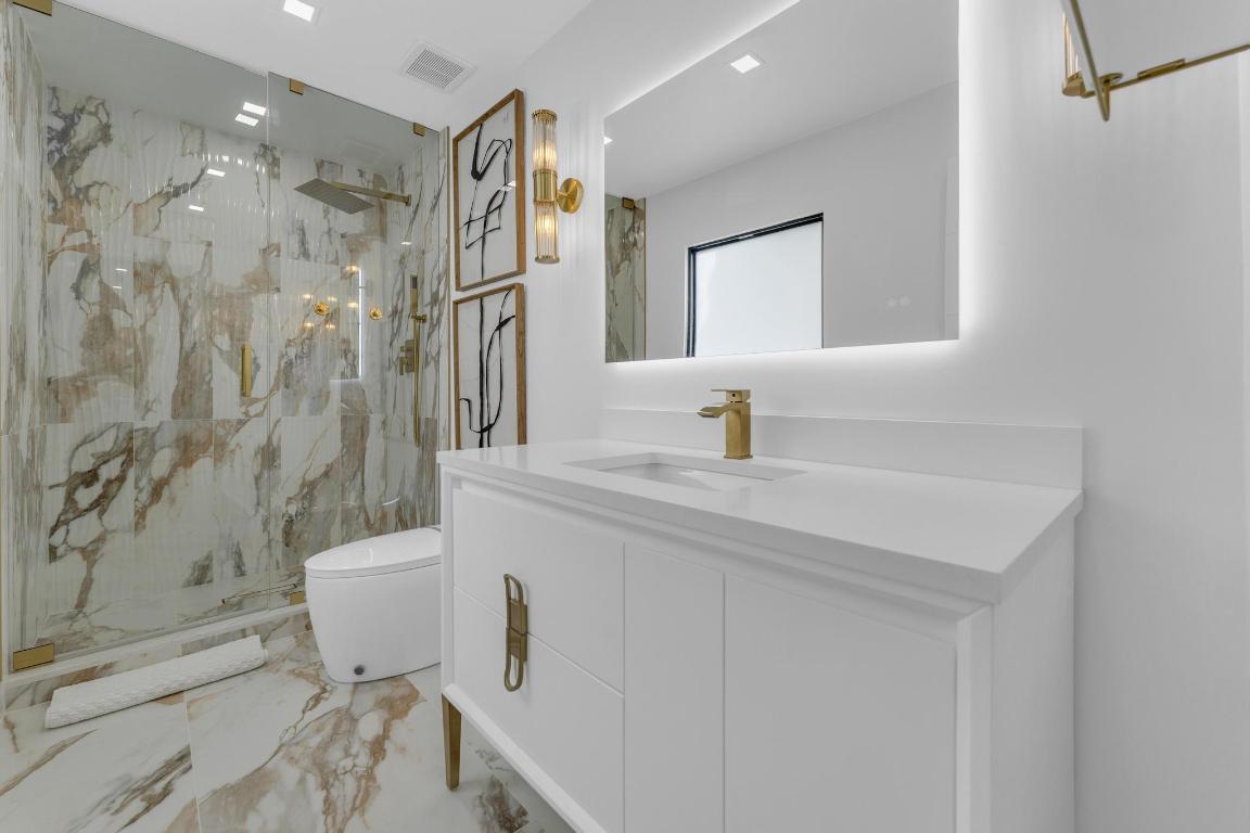 LAUDERDALE BEACH - Residential