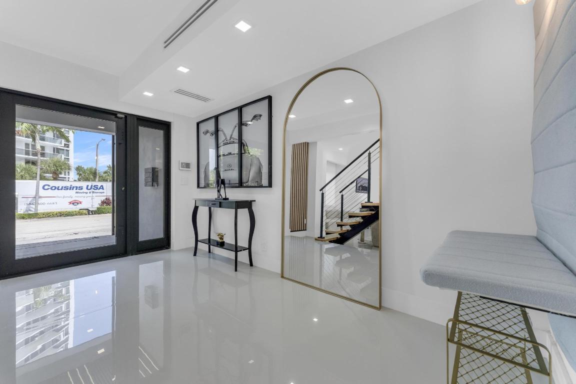 LAUDERDALE BEACH - Residential