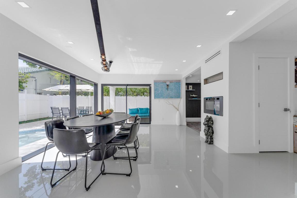 LAUDERDALE BEACH - Residential