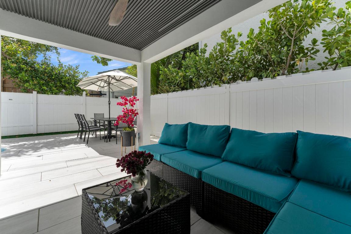 LAUDERDALE BEACH - Residential